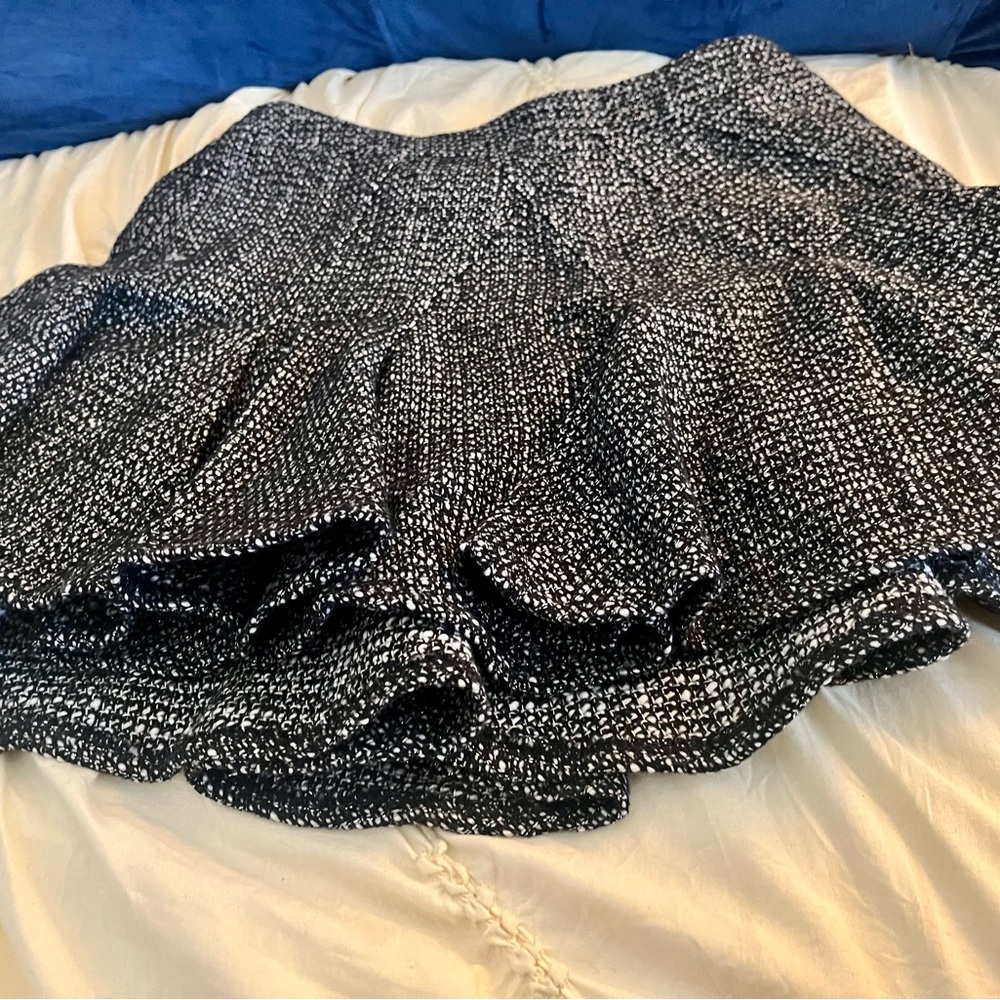 Sold - Picture 3 of 6